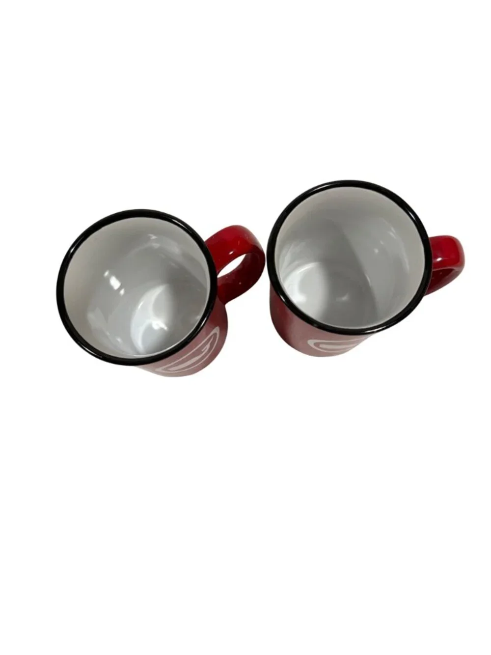 VIneyard Vines Set of 2 Red‎ Campfire Holiday Red Mugs